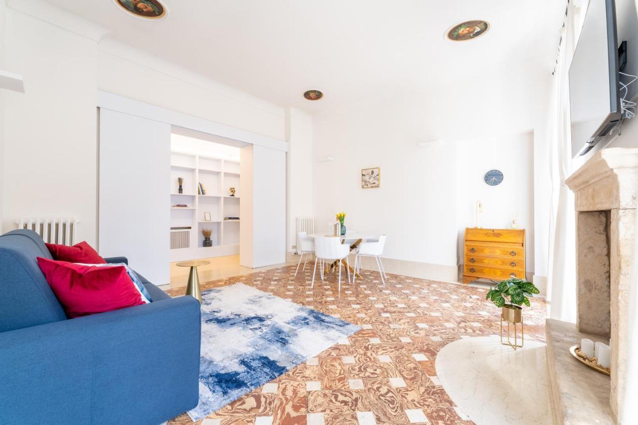 Corso Cavour Luxury Apartment Verona Exterior photo