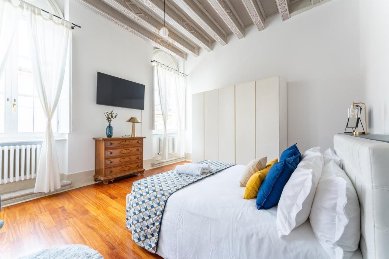 Corso Cavour Luxury Apartment Verona Exterior photo