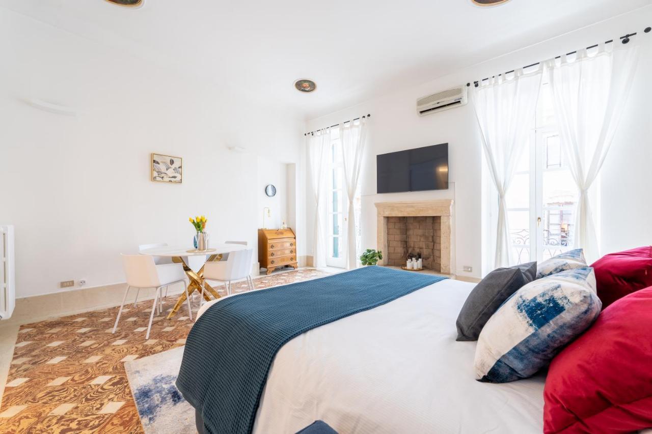 Corso Cavour Luxury Apartment Verona Exterior photo