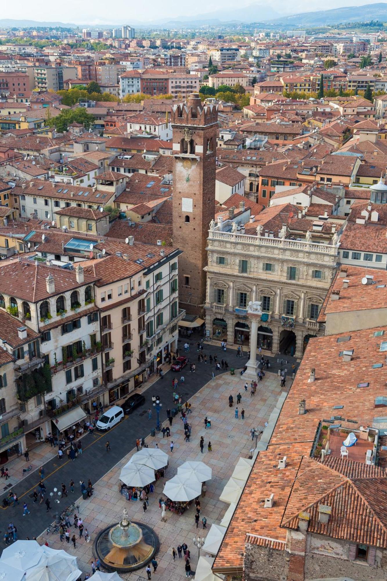 Corso Cavour Luxury Apartment Verona Exterior photo